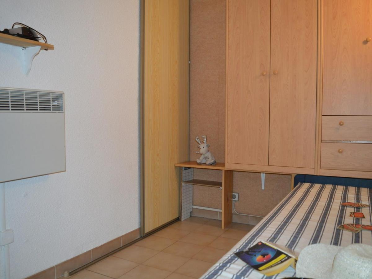 Studio Cabine A St-Raphael Avec Terrasse Et Parking, A 100M De La Plage - Fr-1-226A-23 Сен-Рафаэль Экстерьер фото