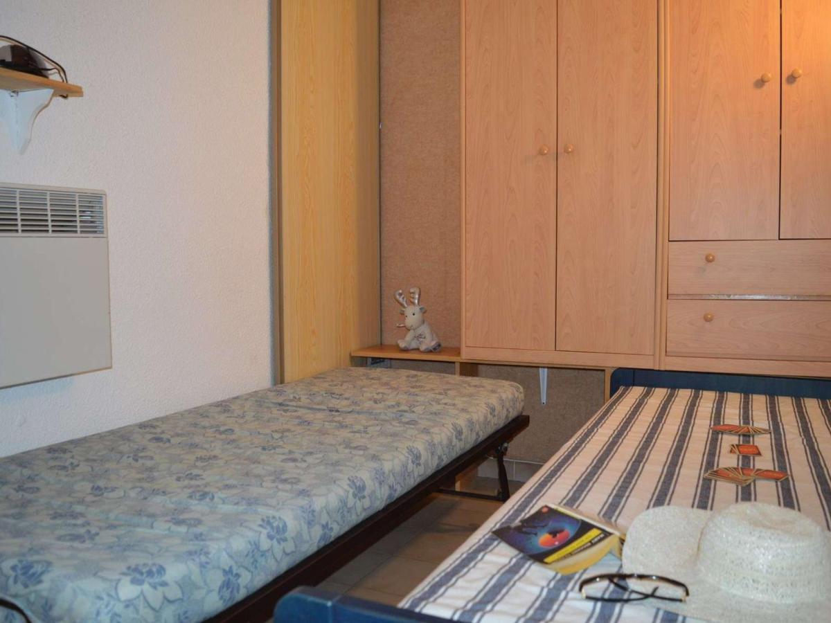 Studio Cabine A St-Raphael Avec Terrasse Et Parking, A 100M De La Plage - Fr-1-226A-23 Сен-Рафаэль Экстерьер фото